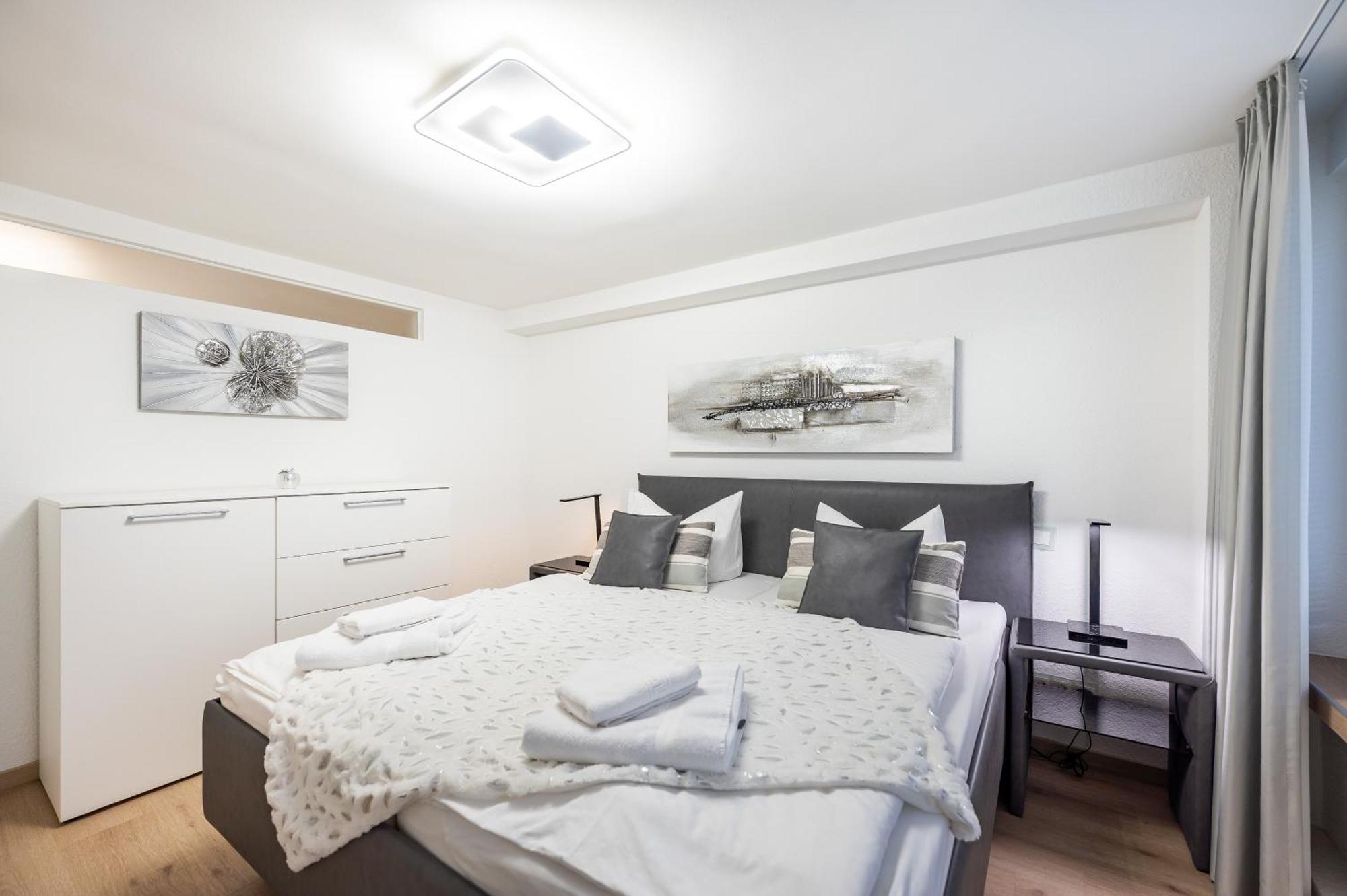 Oma's Kueche & Quartier Hotel *